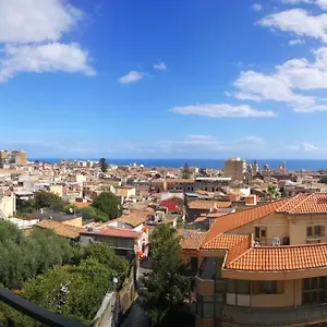 Al centro di Aci Acireale